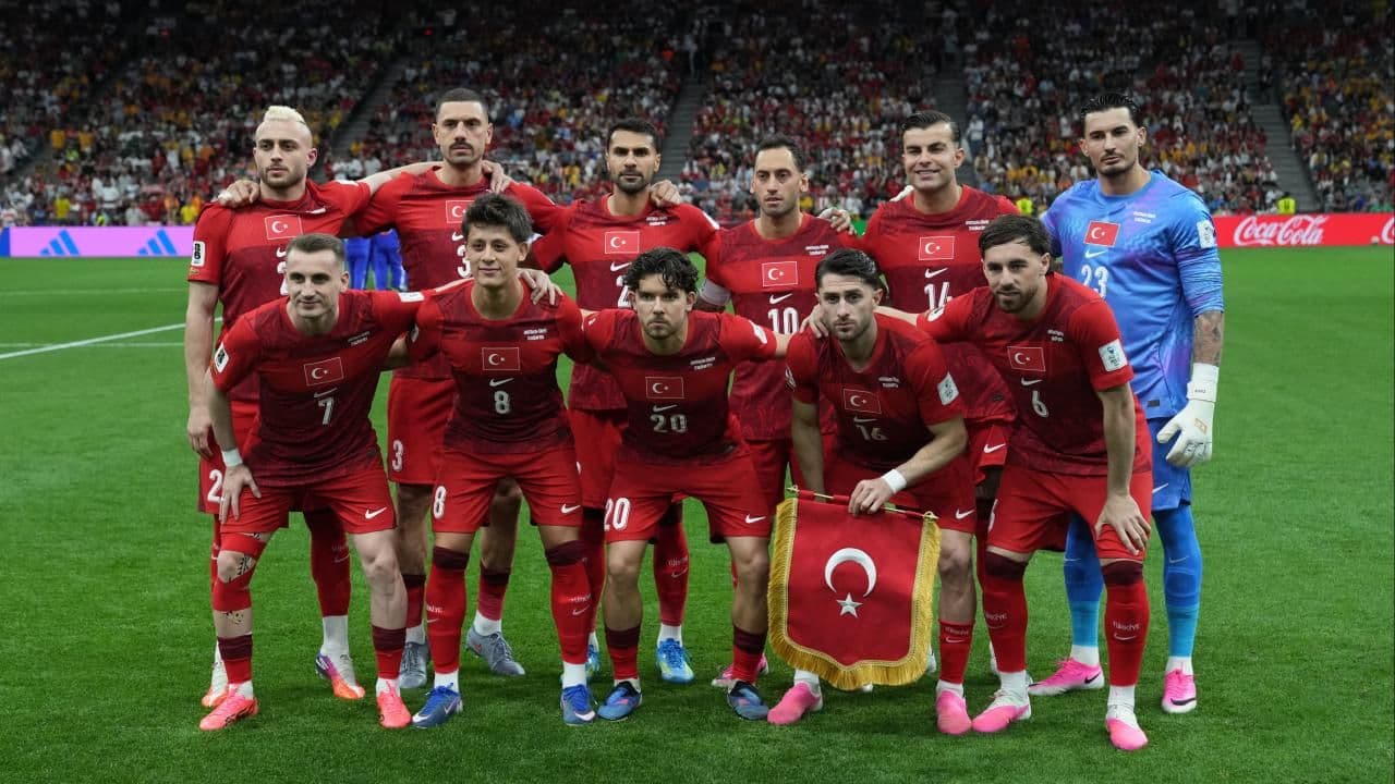 A Milli Takım, Dünya Kupası'nda Paraguay Karşısında Kritik Galibiyet Peşinde