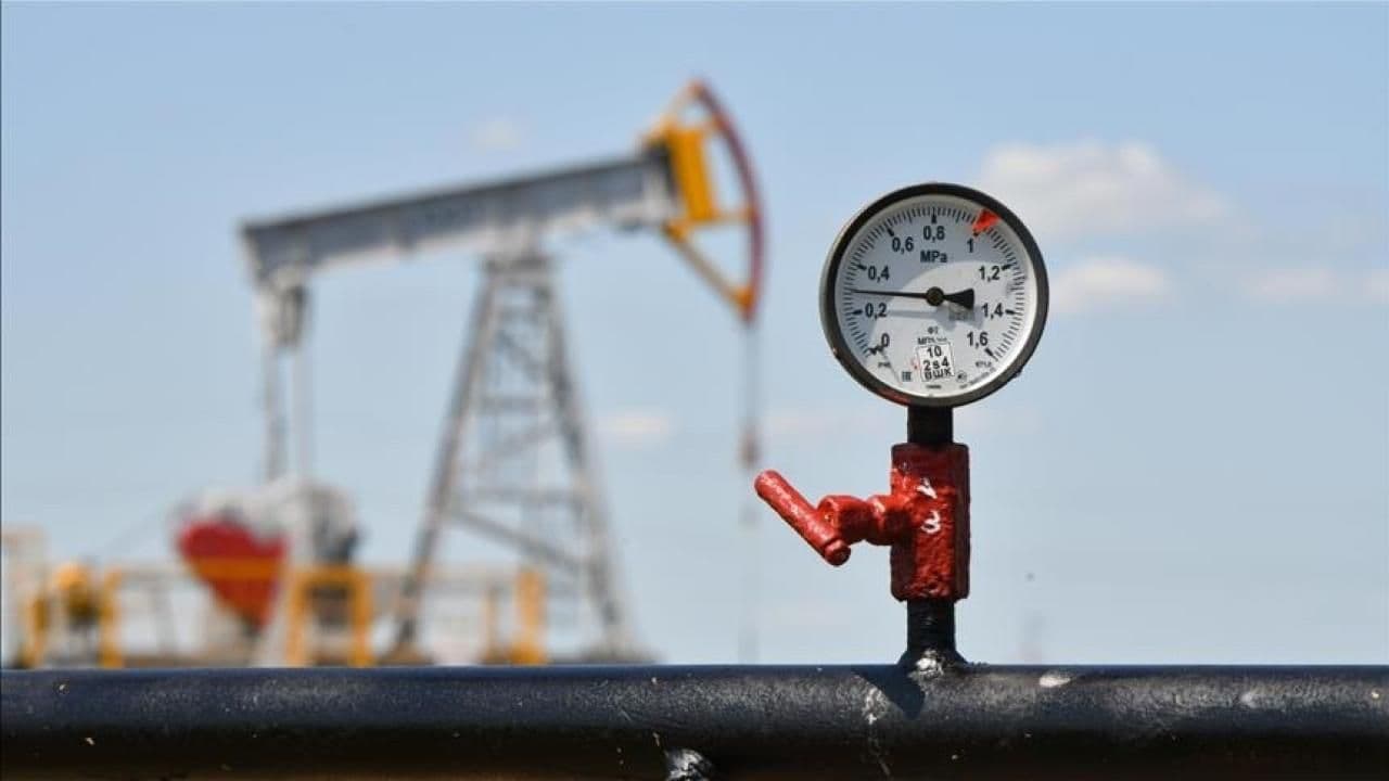 ABD-İran Gerilimi Petrol Fiyatlarını 100 Dolar Eşiğine Taşıyor