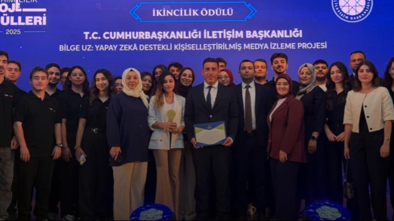 Bilge Uz Yapay Zeka Destekli Medya İzleme Projesi Verimlilik Ödülleri’nde İkincilikle Ödüllendirildi