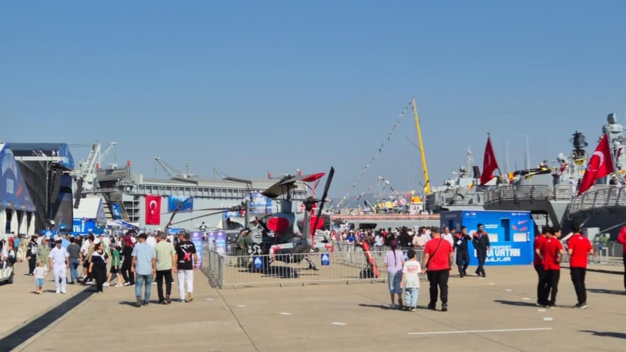 TEKNOFEST Mavi Vatan'da Denizcilik ve Savunma Teknolojileri İkinci Gününde İlgi Odağı Oldu
