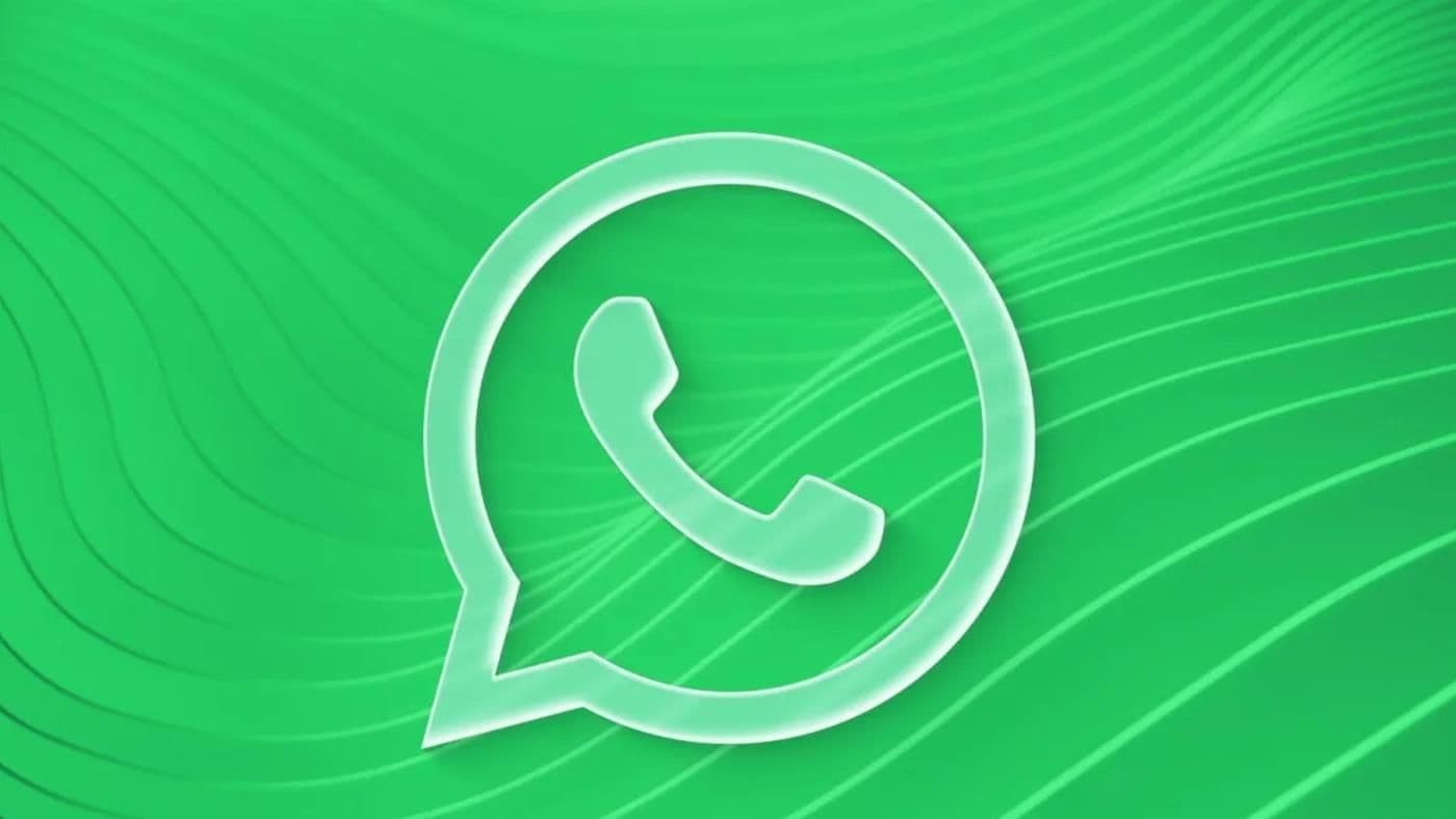 WhatsApp'ın Çarpıcı ‘Liquid Glass' Tasarımı iOS'ta Yayılıyor
