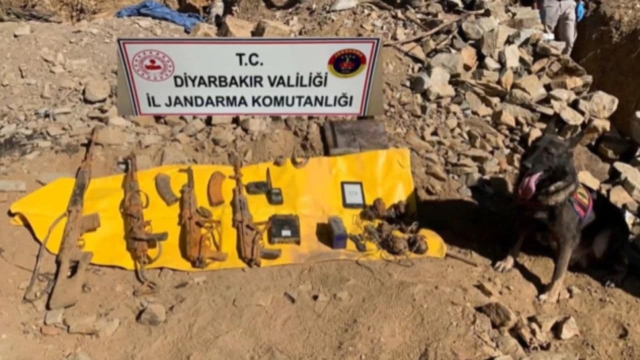 Jandarma 8 İlde 34 Mağara ve Sığınağı İmha Etti